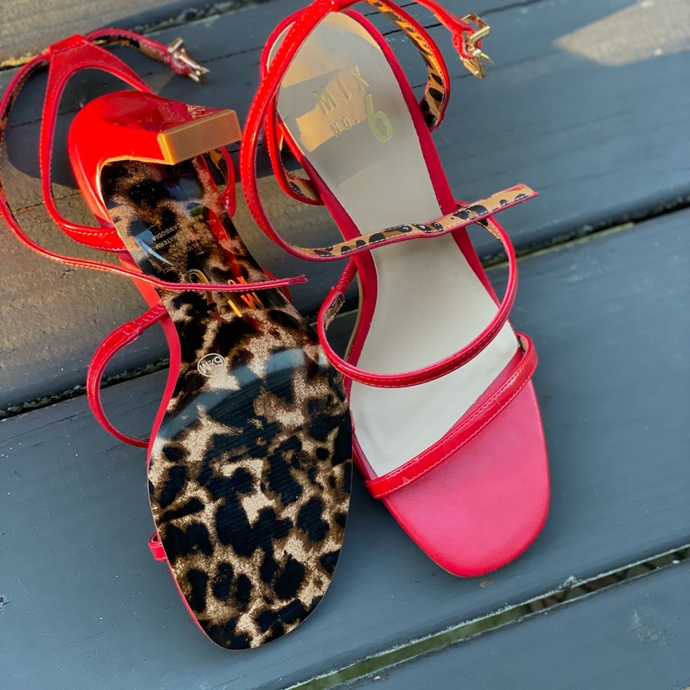 Red heels - Picture 8 of 8